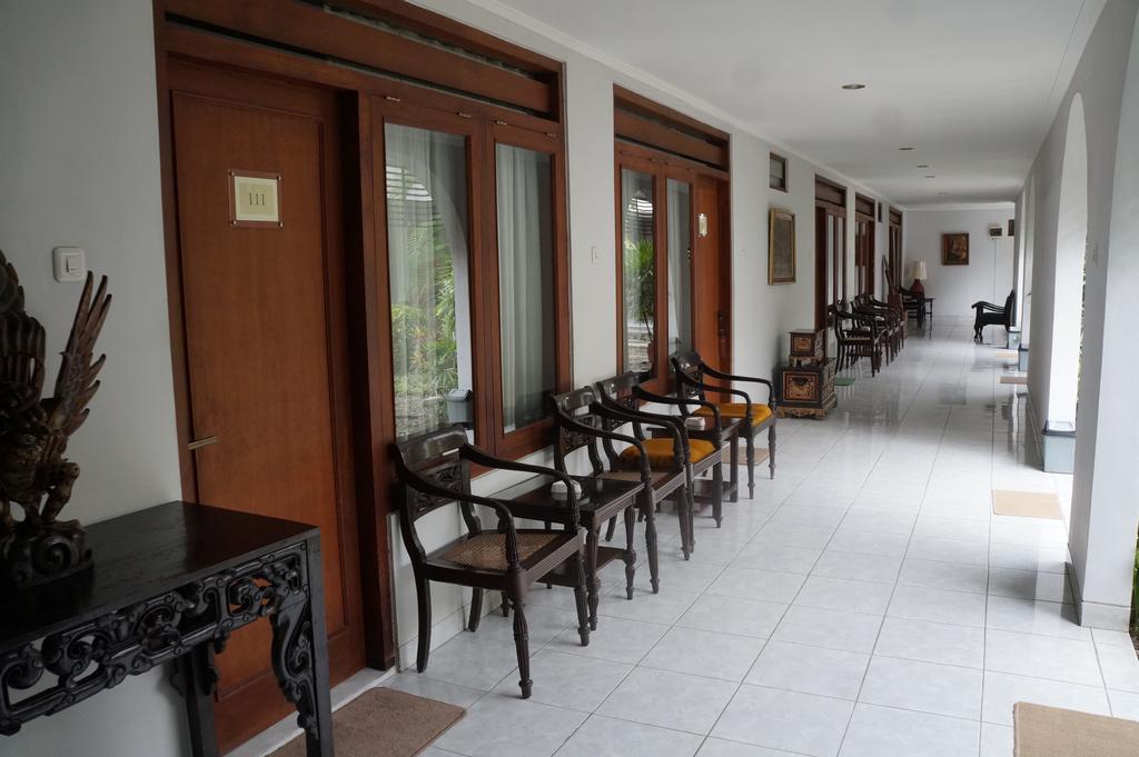 Hotel Kirana Джок'якарта Екстер'єр фото